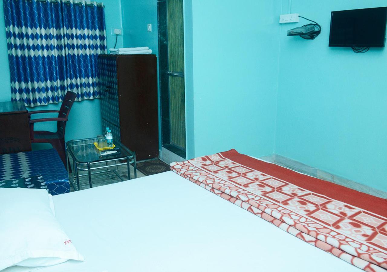 Srk Hotel Mumbai Ngoại thất bức ảnh