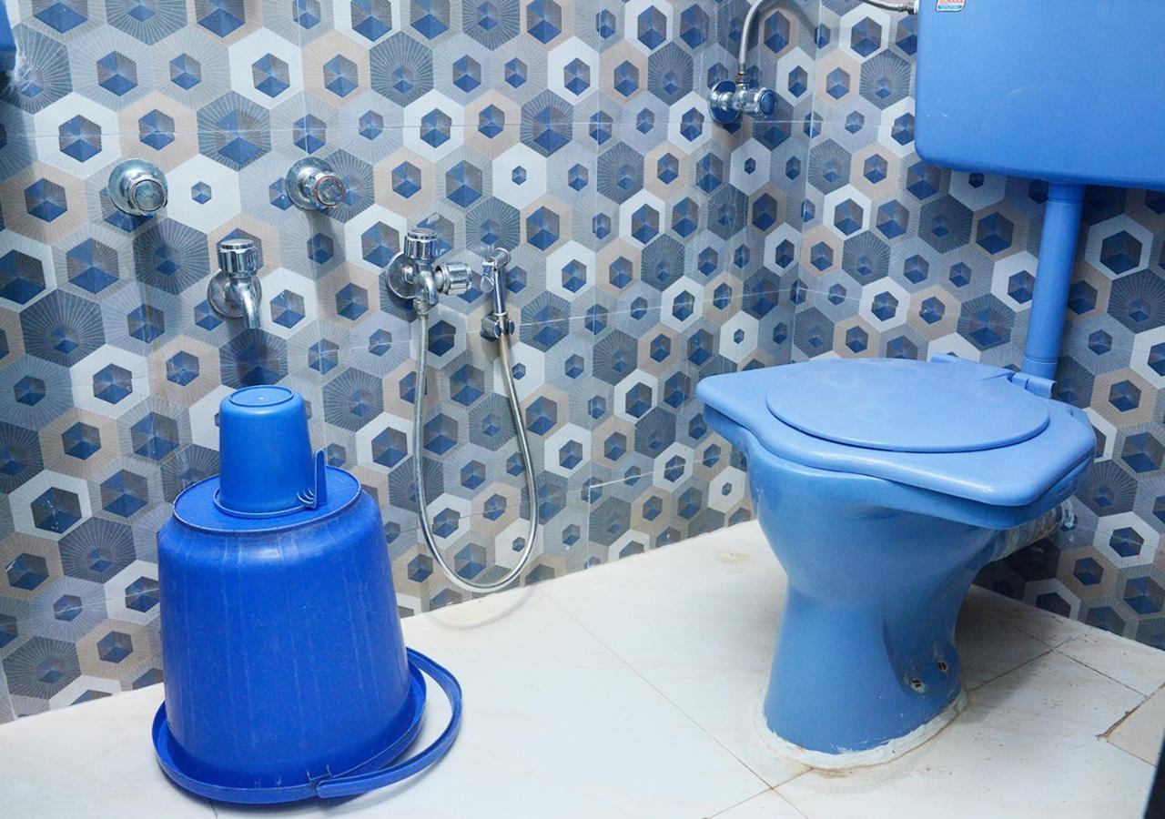Srk Hotel Mumbai Ngoại thất bức ảnh