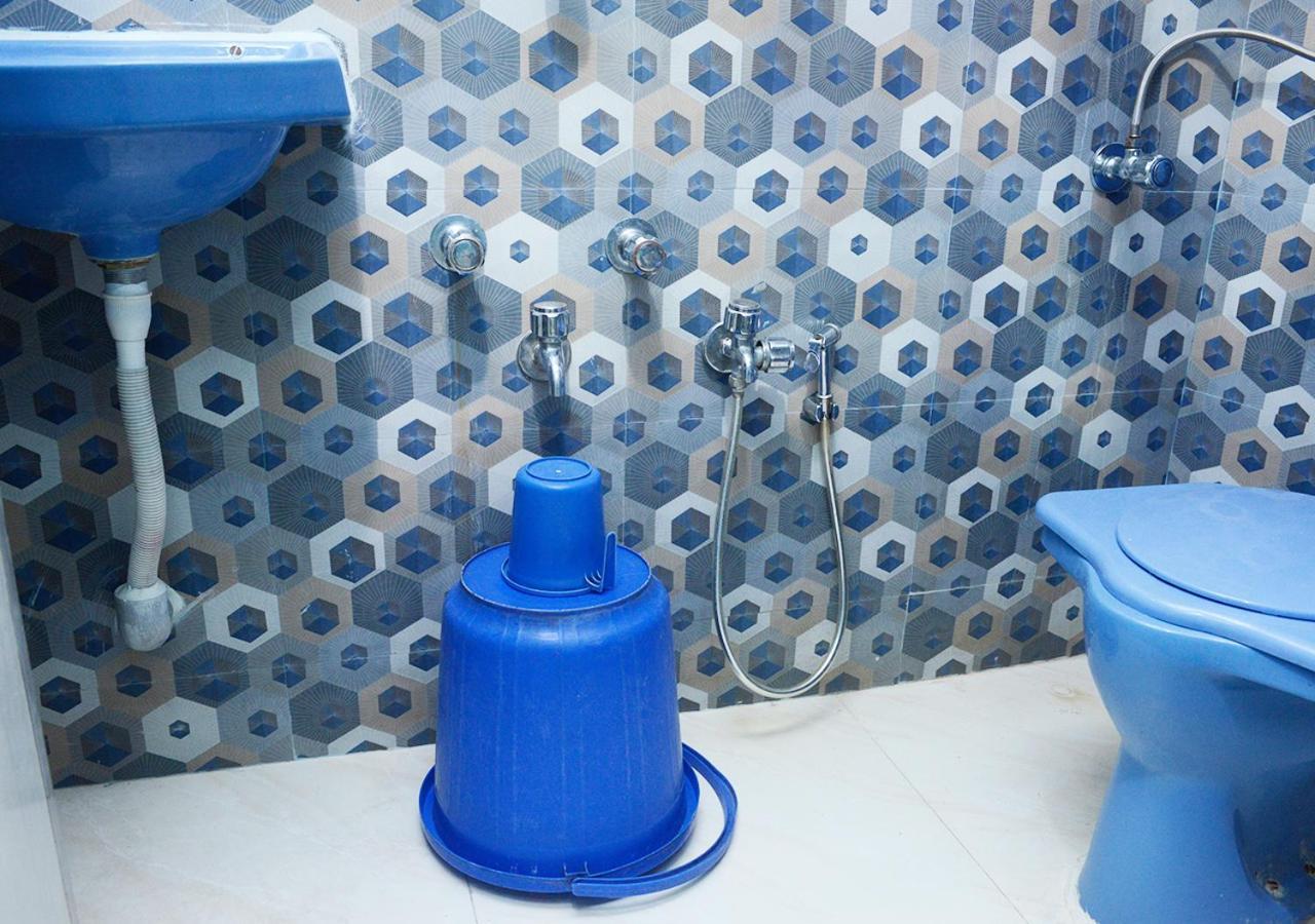 Srk Hotel Mumbai Ngoại thất bức ảnh